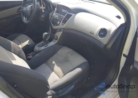 2016 Chevrolet Cruze Limited Ls Auto z USA, uszkodzony, nr VIN 1G1PC5SH5G7164490